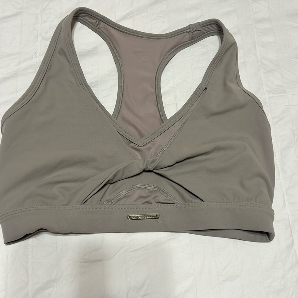 Gym shark bra